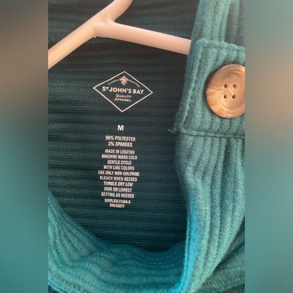 St John’S Bay Mock Turtleneck - Picture 2 of 5